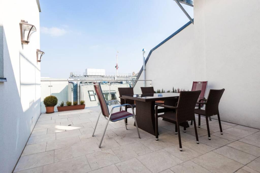 Апартаменти Grosses Penthouse #12 Mit Terrasse Und Aussicht Відень Екстер'єр фото
