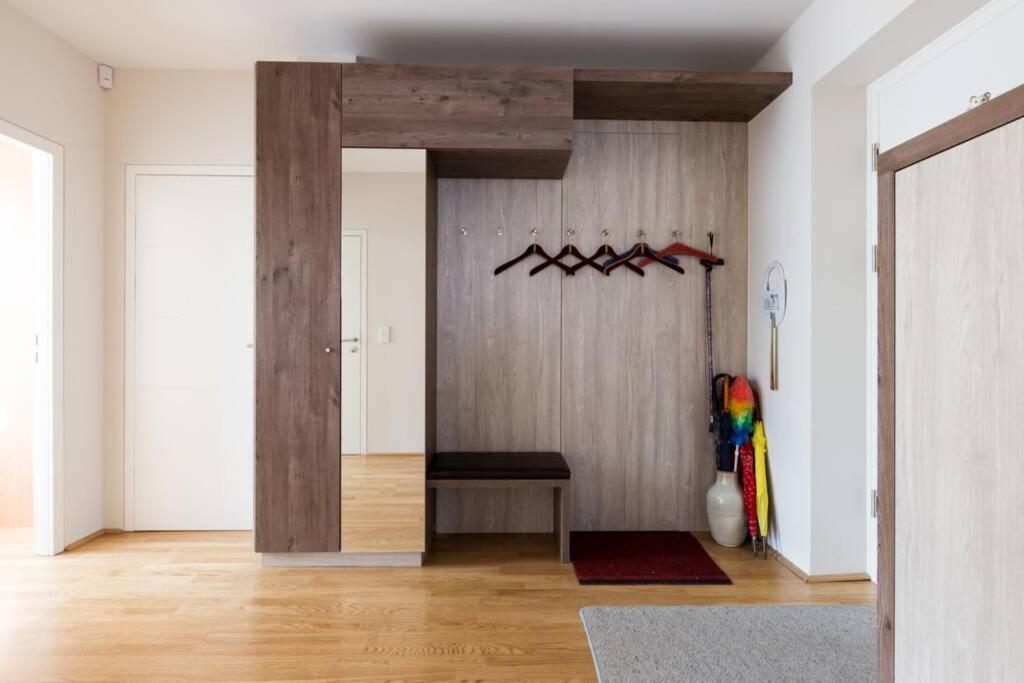 Апартаменти Grosses Penthouse #12 Mit Terrasse Und Aussicht Відень Екстер'єр фото